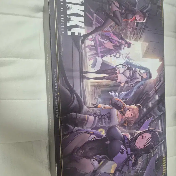 [BUNJANG] NİKE Goods Box Official Merchandise / 니케 굿즈박스 택포 15