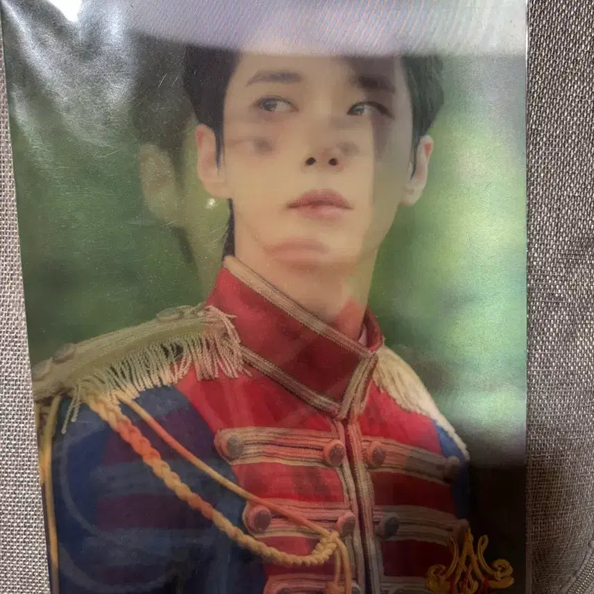 [BUNJANG] NCT 127 Doyoung Mariang Antoinette Lenticular Poster / 도영 마리앙 렌티큘러 포스터 도르젠 엔시티 127 마리앙투아네트