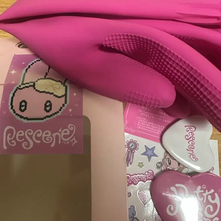 [BUNJANG] Resine Studio Studio Exclusive Bundle Set / 리센느 공방 역조공 뱃지 고무장갑 스티커