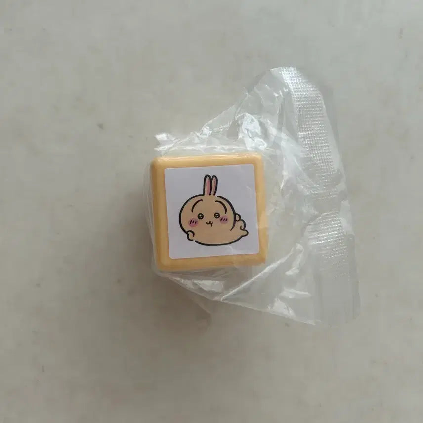 [BUNJANG] Chiikawa Double Stamp Gacha Usagi (New) / 치이카와 더블도장 가챠 우사기 새상품