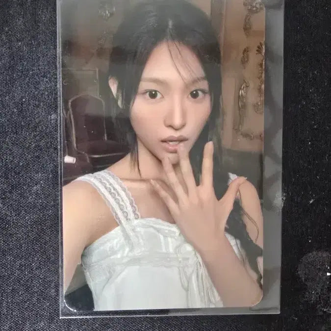 [BUNJANG] Resene Runaway Minami Photocard / 리센느 runaway 공방 미나미 포카 양도합니다