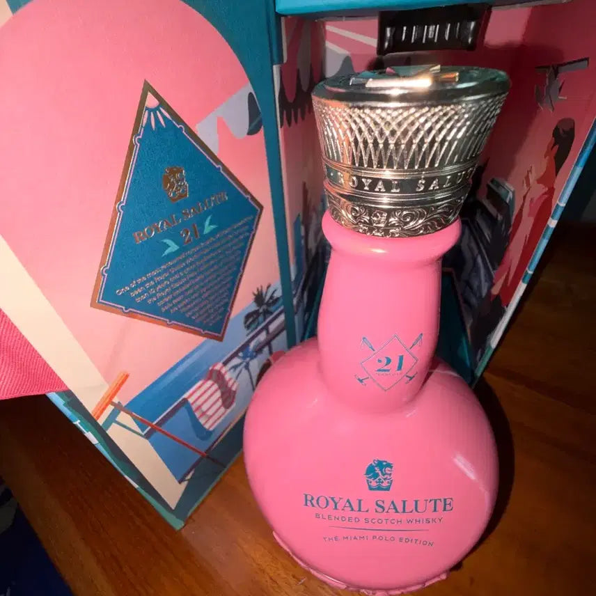 [BUNJANG] Royal Salute 21 Year Old The Miami Polo Edition Empty Bottle / 로얄살루트 21년 더 마이애미 폴로 에디션 공병