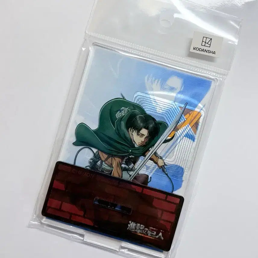 [BUNJANG] Attack on Titan Levi Acrylic Stand (Sealed) / 미개봉) 진격의거인 리바이 아크릴스탠드 진격거