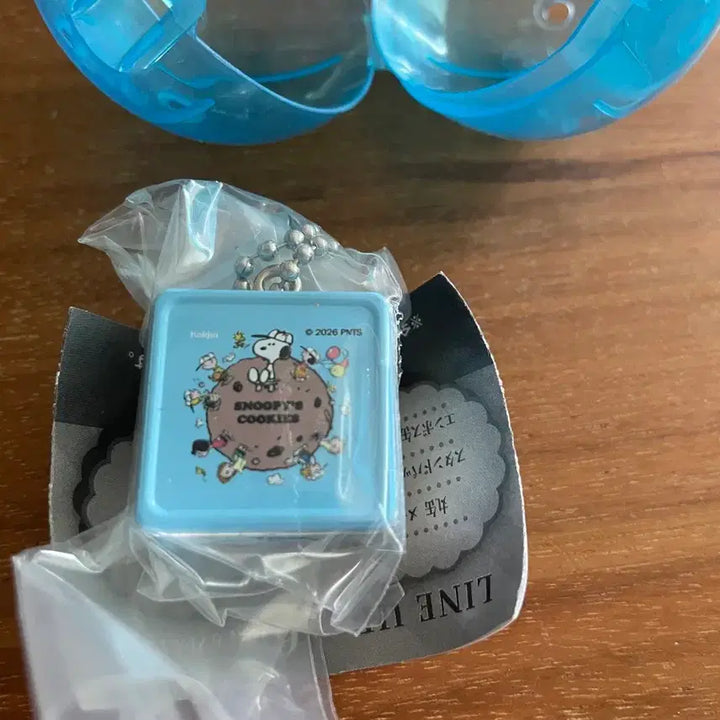 [BUNJANG] Snoopy Biscuit Miniature Tin Case Charm / 스누피 비스켓 미니어처 참 가챠