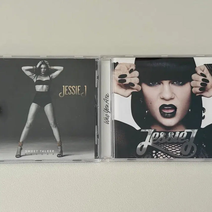 [BUNJANG] Jessie J Sweet Talker [Deluxe Edition] / Who You Are CD Album / 제시제이 Jessie J 팝송 음악 CD 앨범 팝니다