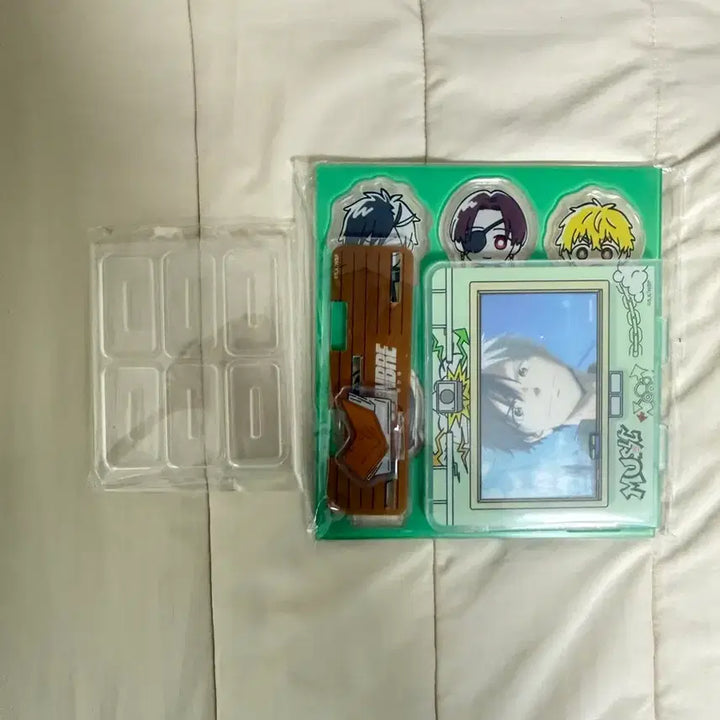 [BUNJANG] WinBre Popup Classroom Photocard Holder Acrylic Stand / 윈브레 팝업 교실 포토카드 홀더 아크릴 스탠드 판매합니다