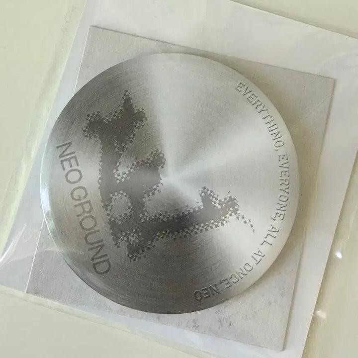 [BUNJANG] NCT Neo City: Japan 10th Anniversary Pop-up Neo Ground Admission Badge Sion / NCT 10주년 팝업 네오그라운드 입장 뱃지 시온