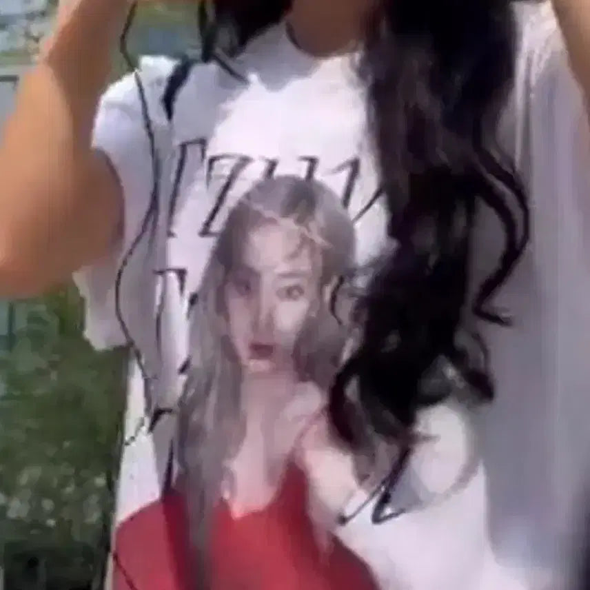 [BUNJANG] Twice Tzuyu Solo T-Shirt L Size / 트와이스 쯔위 솔로 티셔츠