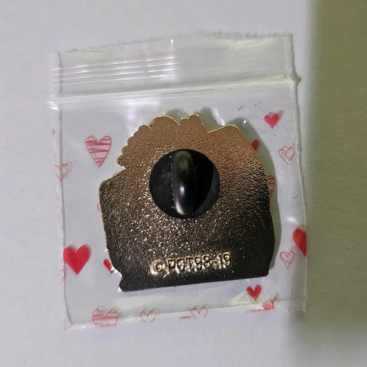 [BUNJANG] Hunter x Hunter Hisoka Official Jump Shop Metal Pin Badge / 헌터x헌터 히소카 점프샵 공식 철제 핀뱃지