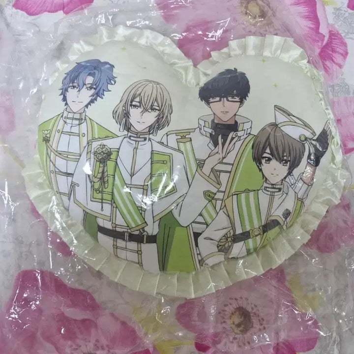 [BUNJANG] Mahoyaku South Faction Heart Cushion / 마호야쿠 남쪽 쿠션