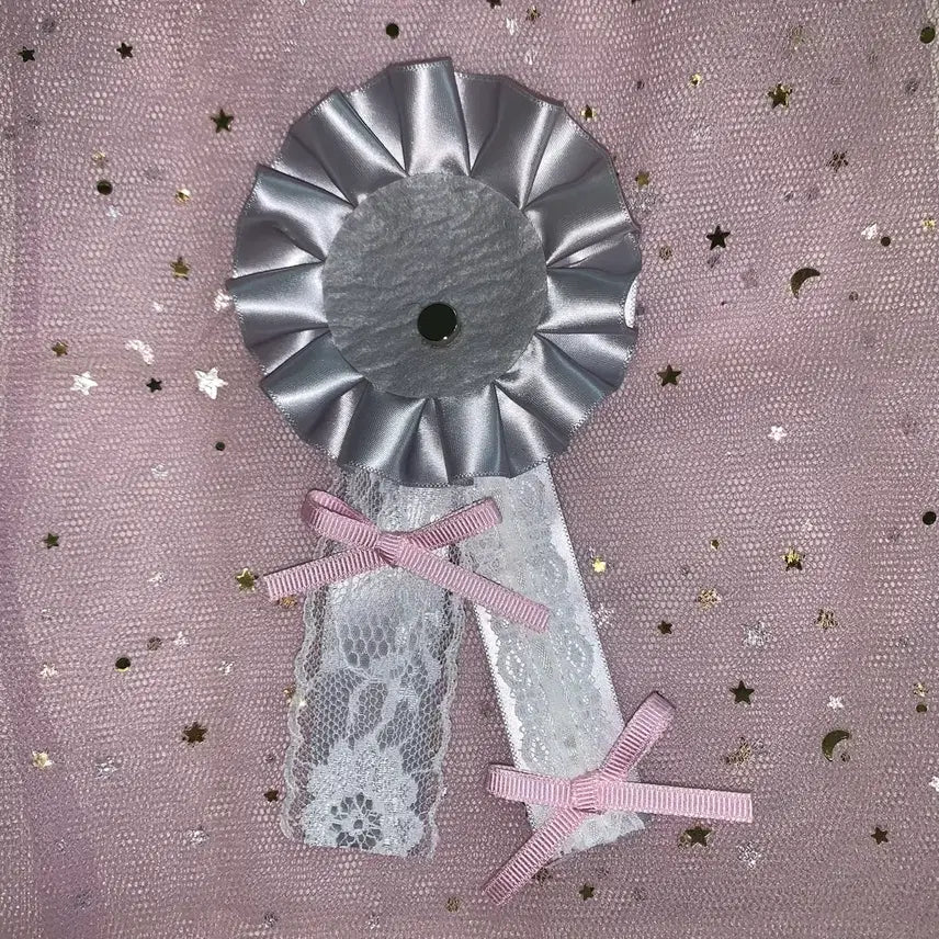 [BUNJANG] Handmade Ita Bag Can Badge Rosette - Silver Lace / 수제 이타백 캔뱃지 천사코어 로제트-실버레이스