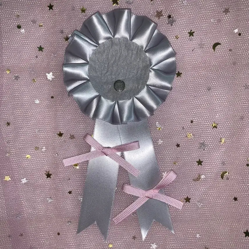 [BUNJANG] Handmade Ita Bag Can Badge Rosette - Silver Ribbon / 수제 이타백 캔뱃지 천사코어 로제트-실버리본