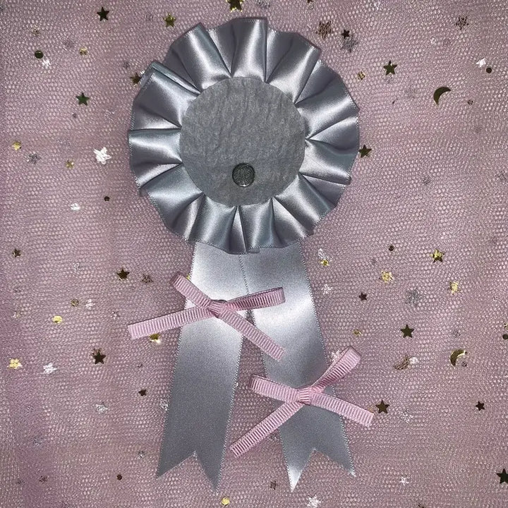[BUNJANG] Handmade Ita Bag Can Badge Rosette - Silver Ribbon / 수제 이타백 캔뱃지 천사코어 로제트-실버리본
