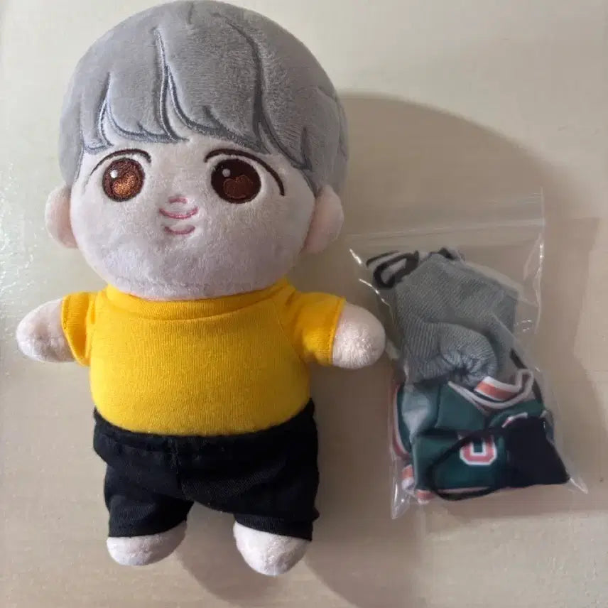 [BUNJANG] BTS Jimin Doll w/ Outfit / 방탄 BTS 지민 인형