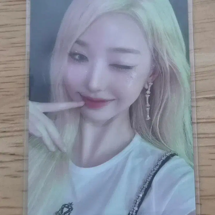 [BUNJANG] IVE Wonyoung MINE High-Touch Japan Exclusive POB Photocard / 아이브 원영 MINE 하이터치 일본 회장한정 미공개포카 양도합니다