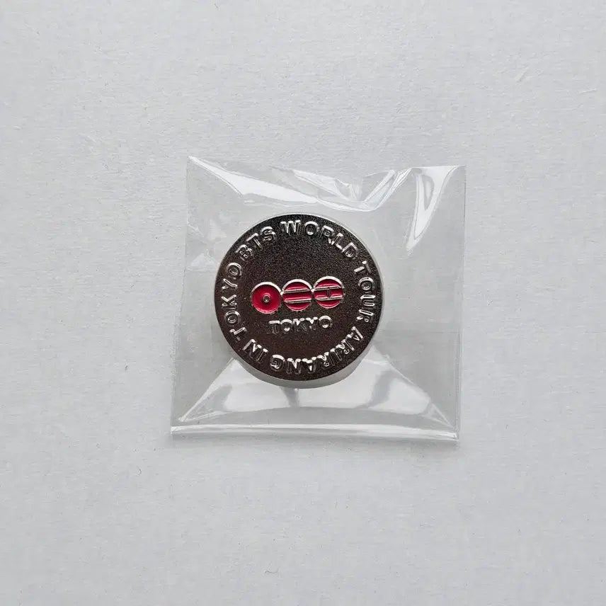 [BUNJANG] BTS World Tour Tokyo Dome Limited Edition Badge / BTS 방탄 아리랑 월드투어 도쿄돔 한정 뱃지