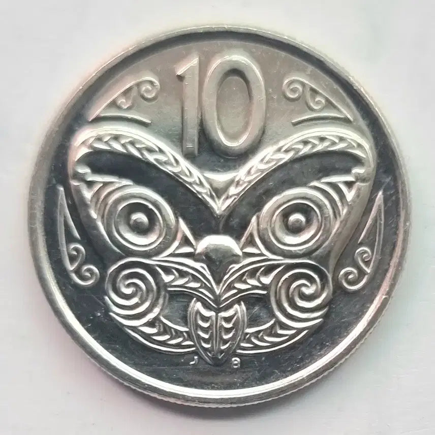 [BUNJANG] New Zealand Queen Elizabeth II 2003 Commemorative Coin / 뉴질랜드 엘리자베스 2세 2003년 기념주화