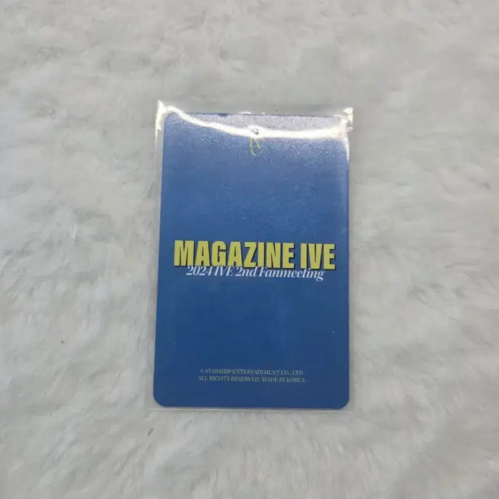 [BUNJANG] IVE Liz Wonyoung Leeseo Magazine / 아이브 리즈 이서 매거진