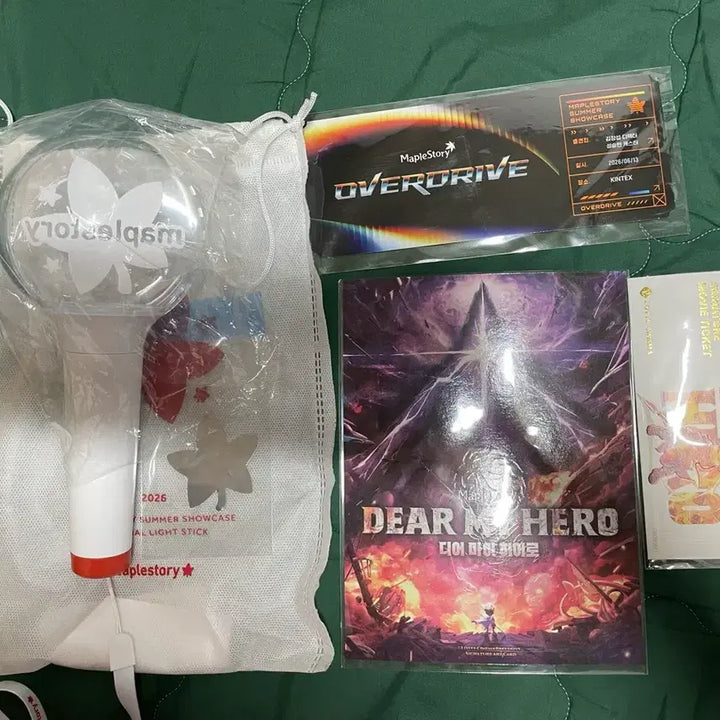 [BUNJANG] MapleStory Overdrive Dear My Hero Showcase Lightstick &amp; Merchandise Bundle / 메이플스토리 쇼케이스 응원봉 오버드라이브 디어마이히어로 메이플 잠실