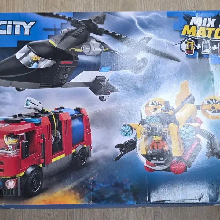 [BUNJANG] LEGO City 60462 Helicopter, Fire Truck, and Submarine Remix Building Set / 레고 시티 60462 헬리콥터, 소방트럭과 잠수함 리믹스