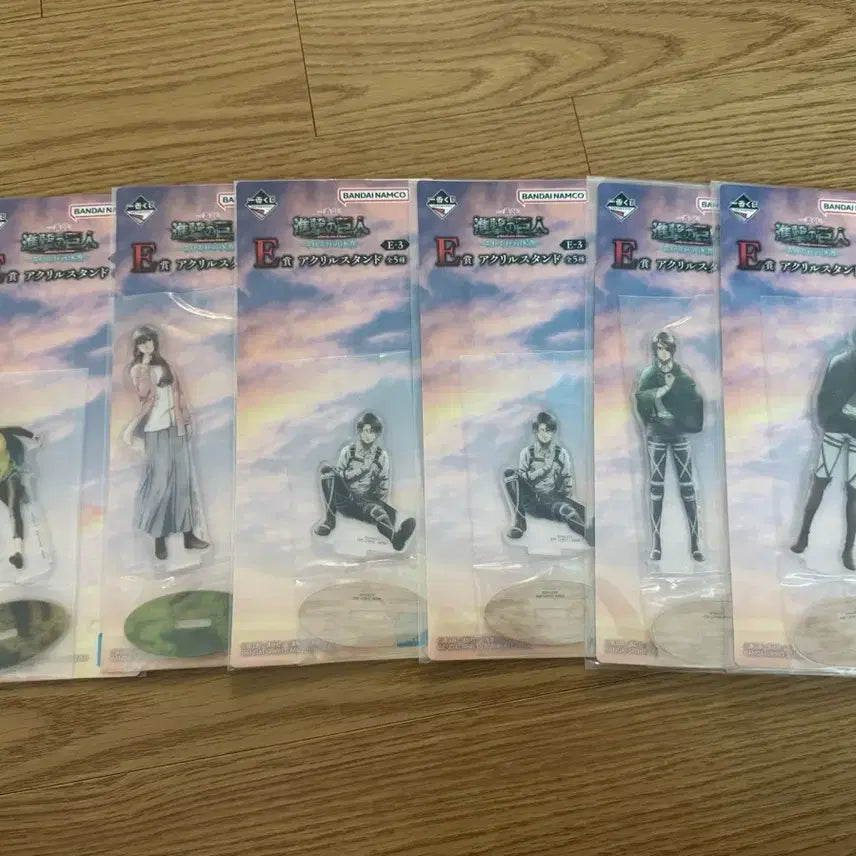 [BUNJANG] Attack on Titan E Prize Acrylic Stand Full Set + Levi / 진격의 거인 아크릴 스탠드 E상 일괄
