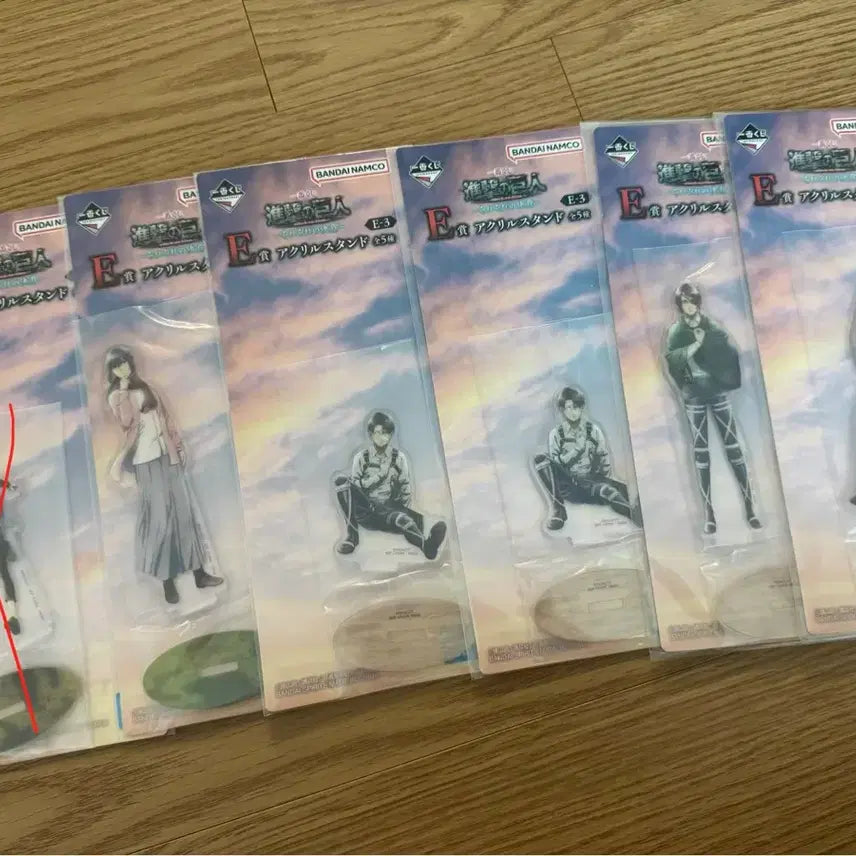 [BUNJANG] Attack on Titan E Prize Acrylic Stand Full Set + Levi / 진격의 거인 아크릴 스탠드 E상 일괄