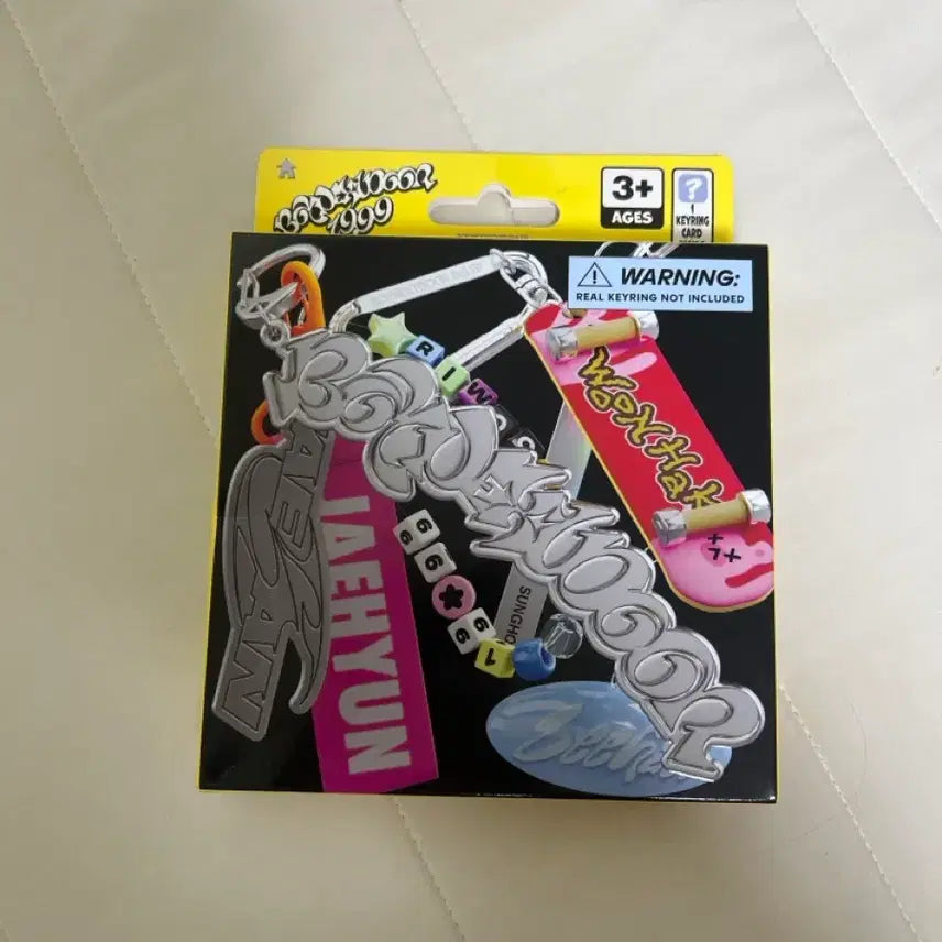 [BUNJANG] BOYNEXTDOOR Leehan Version 19.99 Album Photocard Holder / 보이넥스트도어 19.99 키링 앨범 이한 버전
