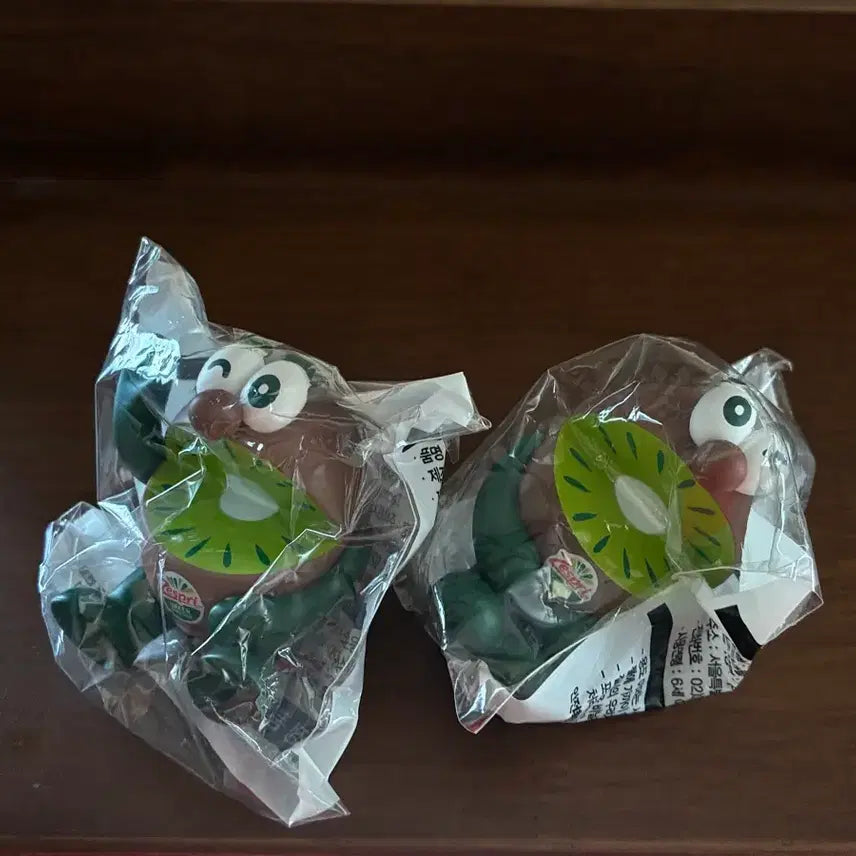 [BUNJANG] Zespri SunGold Kiwifruit Brothers Figure (Choose 1 of 2) / 제스프리 신나리셔스 키위브라더스 피규어 2종 택1