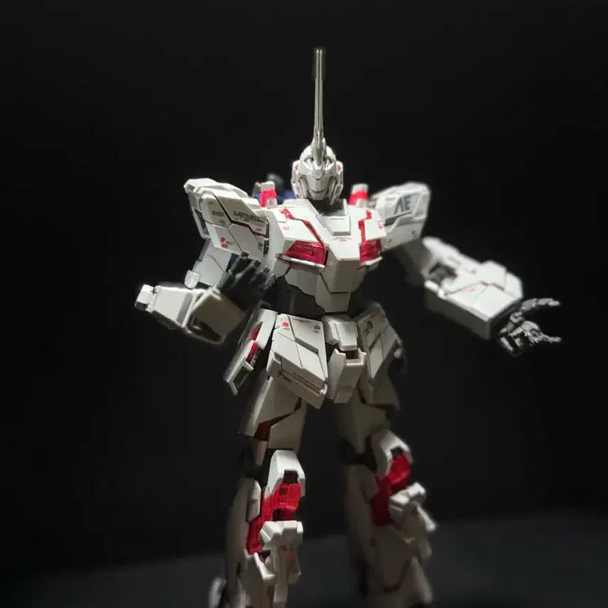 [BUNJANG] MG Unicorn Ver.Ka Custom Build with Reinforced Joints and Articulated Hands / [급처/관절보강] MG 유니콘 버카 관절개조+가동손 완성작