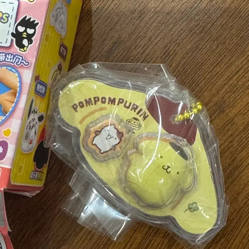 [BUNJANG] Sanrio Bandai Chocolate Box Pompompurin / 산리오 반다이 패키지 참 패키지참 초코볼 초코박스 폼폼푸린
