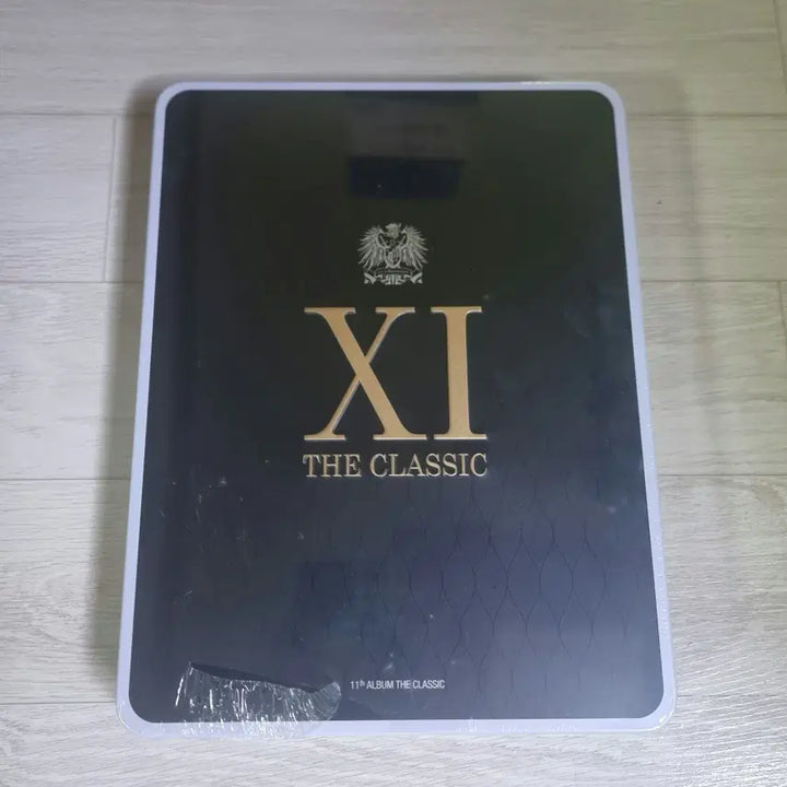 [BUNJANG] Shinhwa 11th Album XI THE CLASSIC Limited Edition (Sealed) / [미개봉]신화-11집 XI THE CLASSIC(한정판)판매(재고:1장)