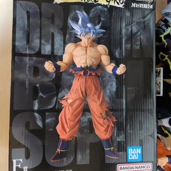 [BUNJANG] Dragon Ball Ichiban Kuji Chronicle EX Golden Frieza Figure / 드래곤볼 피규어 제일복권 택포3.7 크로니클 F상 극의 손오공(새상품)