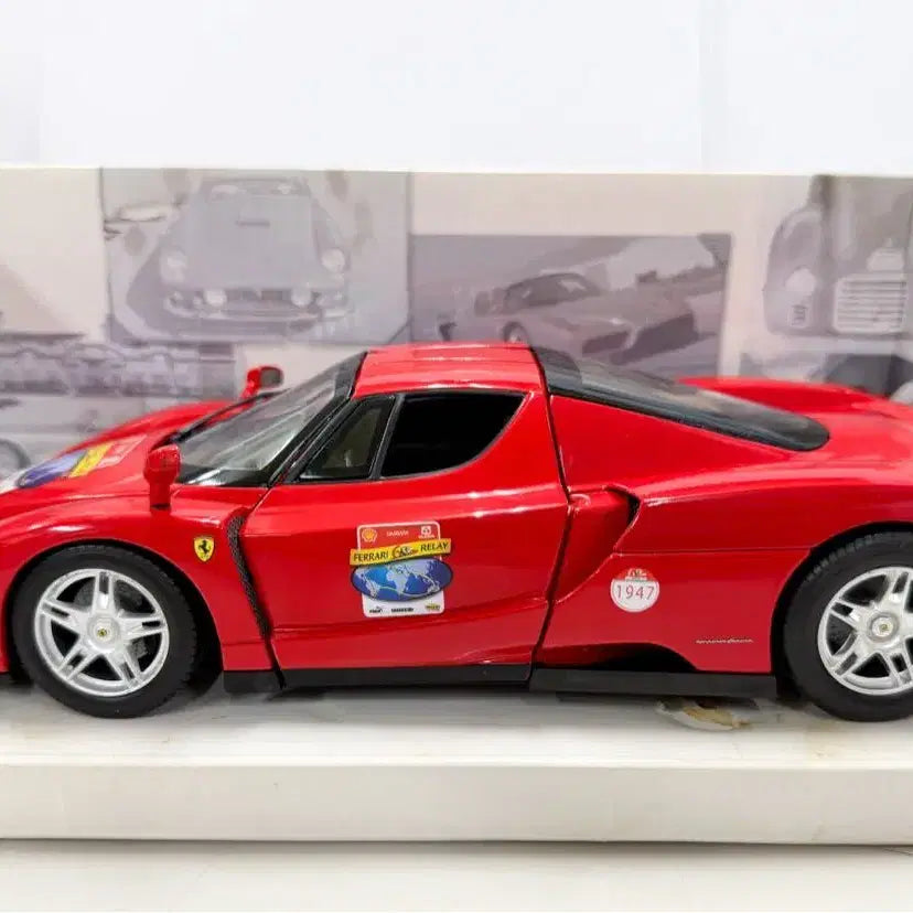 [BUNJANG] Hot Wheels 1:18 Enzo Ferrari 60th Anniversary Edition / 핫휠 1:18 엔초페라리 60주년 기념 한정 상태좋은 중고제품 팝니다.