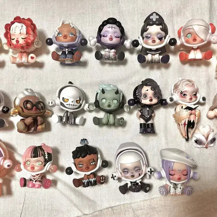 [BUNJANG] Pop Mart Skullpanda 19-Piece Bundle Set / 팝마트 스컬판다 19종 일괄