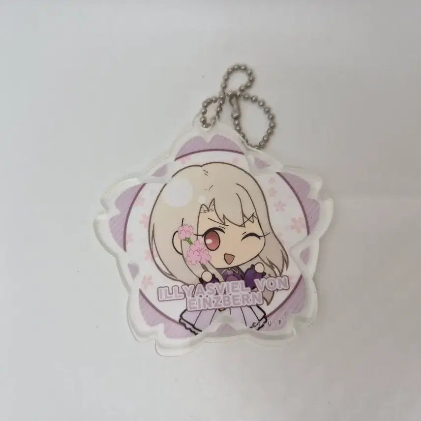 [BUNJANG] Fate/stay night ufotable Cafe Sakura Acrylic - Illya / 페이트 스테이 나이트 ufotable 카페 벚꽃 아크릴 이리야