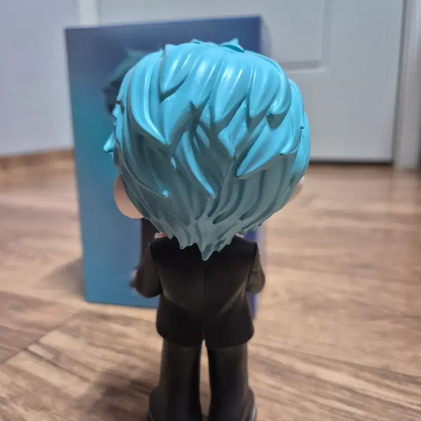 [BUNJANG] G-Dragon Tuxedo Figure / 지드래곤 피규어