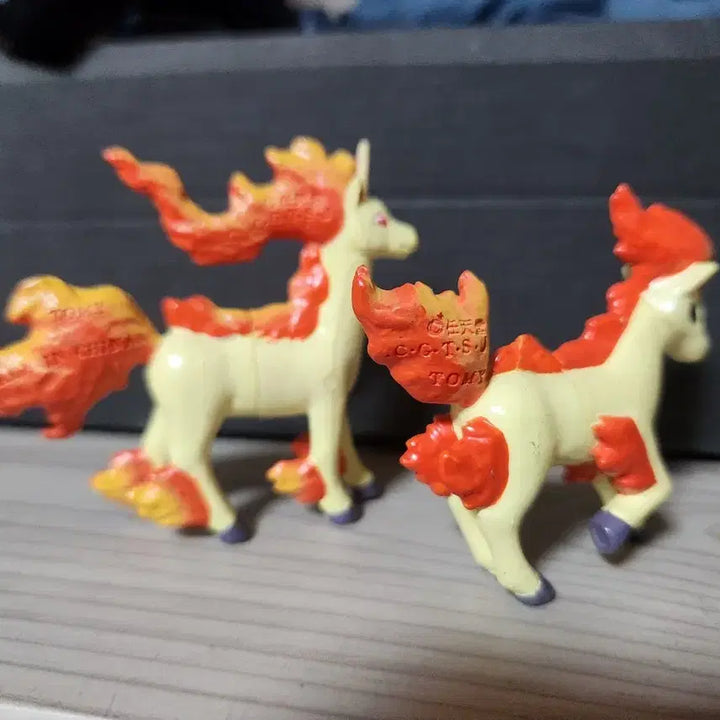 [BUNJANG] Takara Tomy Pokémon MonColle First Edition Ponyta &amp; Rapidash Figure Set / (포켓몬/타카라토미) 몬코레 초판 포니타&amp;날쌩마 세트 피규어