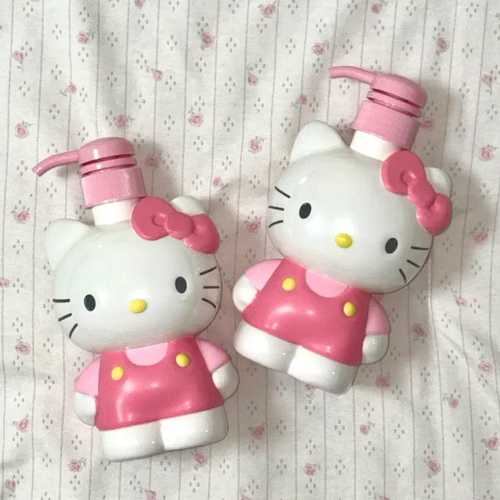 [BUNJANG] Vintage Hello Kitty 2008 Pump Bottle / 고전 헬로키티 2008 펌프통