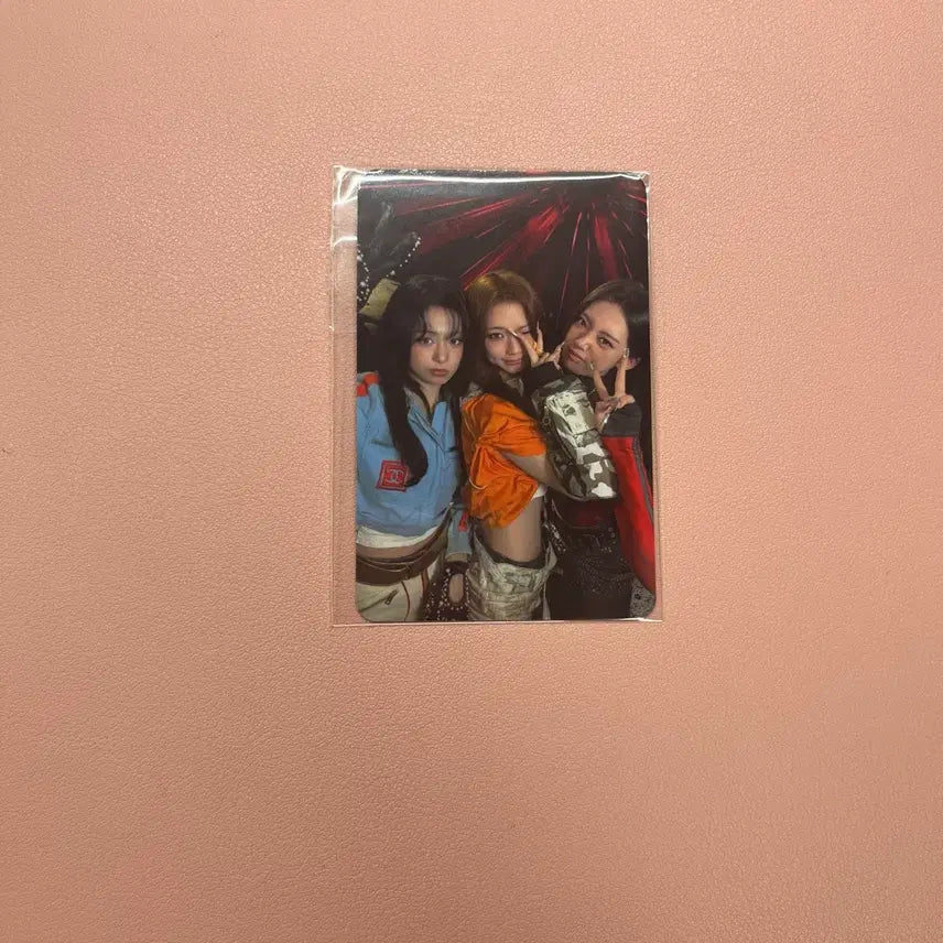 [BUNJANG] BABYMONSTER The Same Dance Pop-up Group Photocard / 베이비몬스터 더세임 춤 팝업 단체 포카