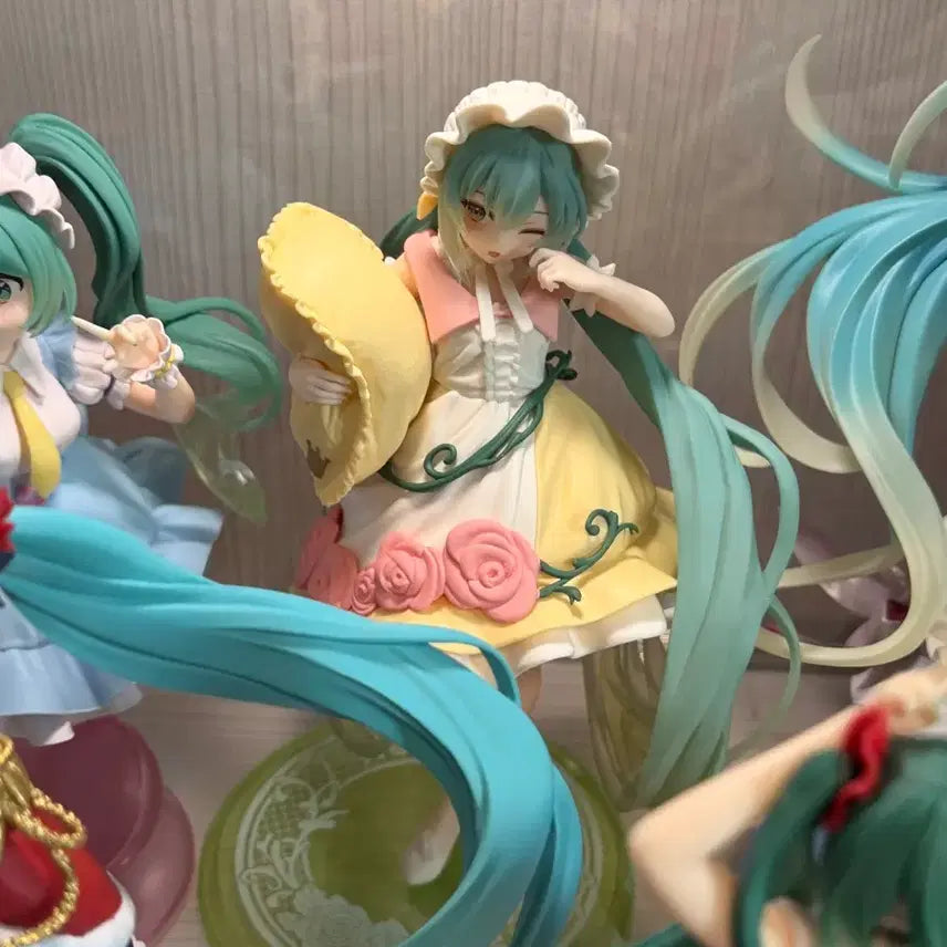 [BUNJANG] Hatsune Miku Figure Set (3 Types) / 하츠네 미쿠 피규어 3종 일괄