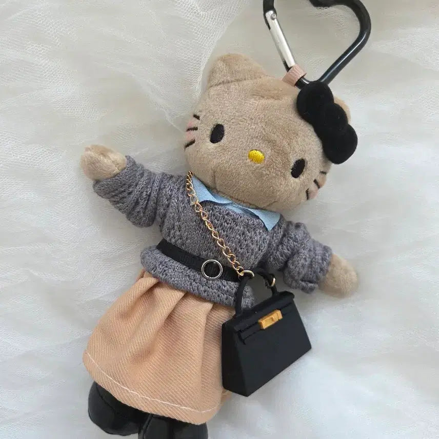 [BUNJANG] Hello Kitty 5-Piece Long-Legged Tanning Kitty Keychain Set / (일괄판매)헬로키티 키링 5종 세트 롱다리 태닝 키티