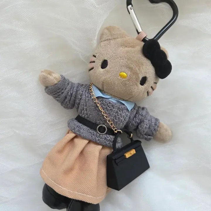 [BUNJANG] Hello Kitty 5-Piece Long-Legged Tanning Kitty Keychain Set / (일괄판매)헬로키티 키링 5종 세트 롱다리 태닝 키티