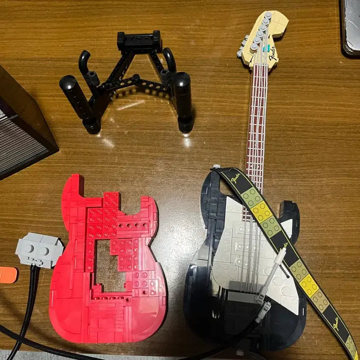 [BUNJANG] LEGO Ideas 21329 Fender Stratocaster Guitar / 레고 아이디어스 21329 펜더 스트라토캐스터 기타