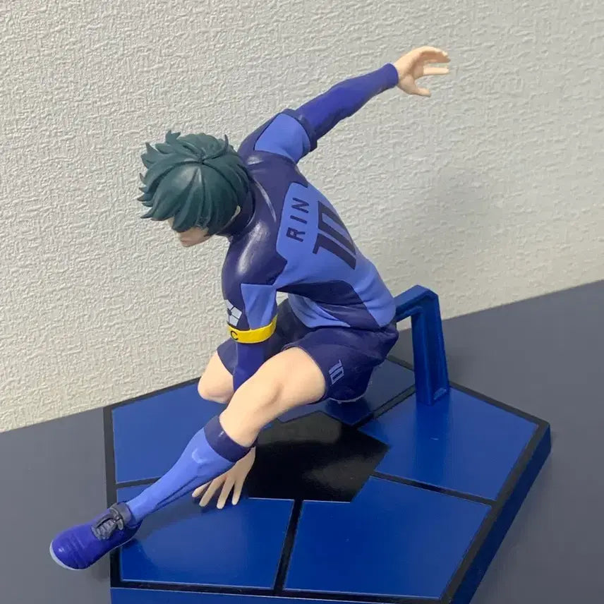 [BUNJANG] Blue Lock Rin Itoshi Figure (Unsealed) / 개봉) 블루록 이토시 린 피규어