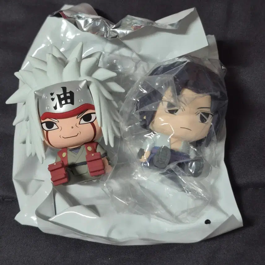 [BUNJANG] Naruto EAKI Seated Figure Sasuke Jiraiya Bundle Set / 나루토 EAKI 앉은 피규어 사스케 지라이야 일괄