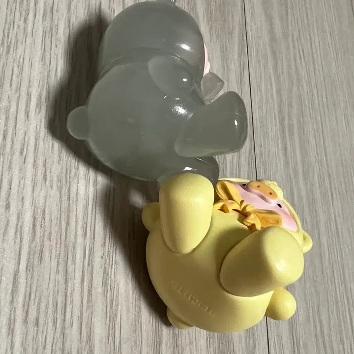 [BUNJANG] Lulu The Piggy Glow-in-the-Dark Yellow Mini Figure / 루루더피기 야광 노랑 미니 피규어