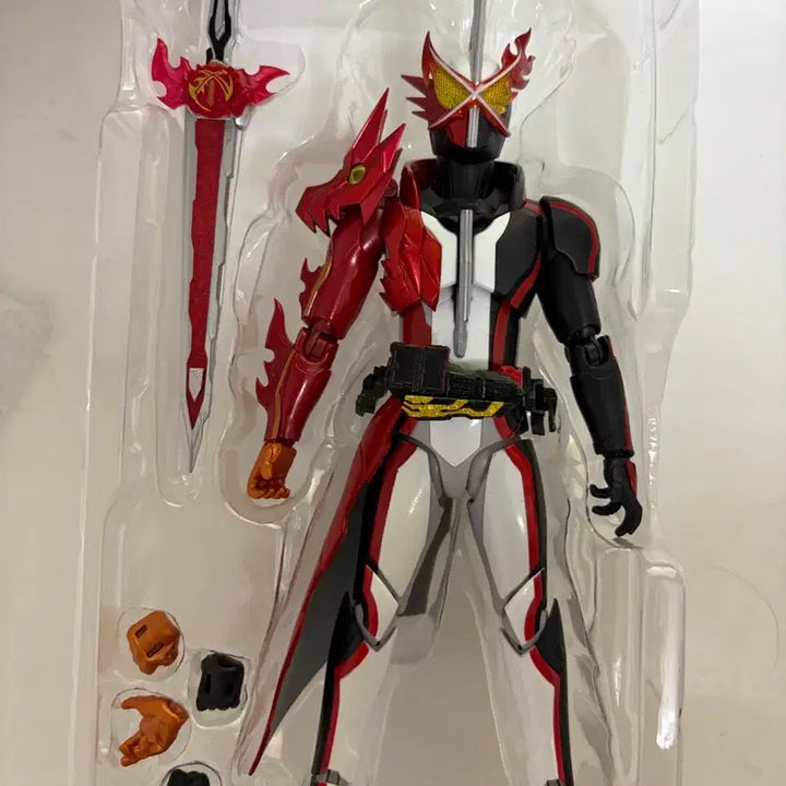 [BUNJANG] Bandai Tamashii Nations Kamen Rider Saber Metallic Edition / shf 가면라이더 세이버 메탈릭 에디션 타마시스토어