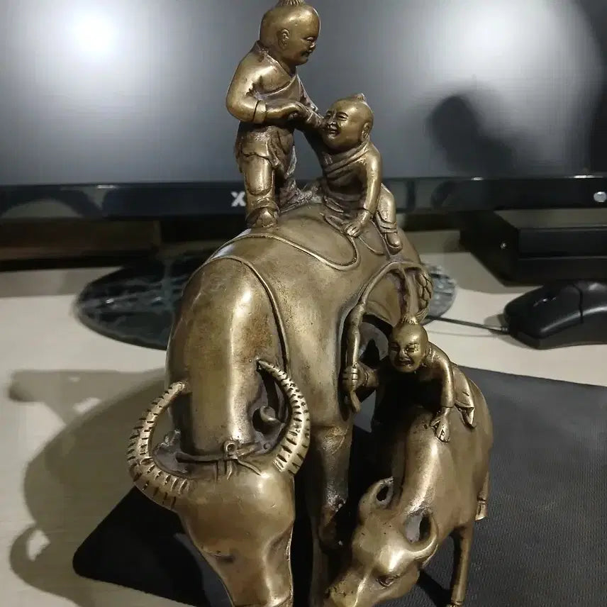 [BUNJANG] Gilded Bronze Boys Riding Water Buffalo Figurine / 황금동 소를탄  동지들