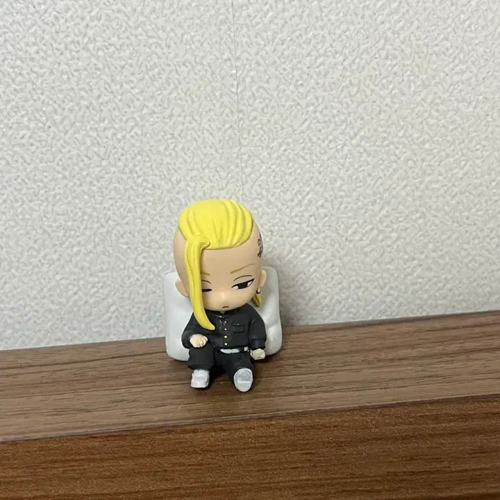 [BUNJANG] Tokyo Revengers Ken Ryuguuji Draken Nemuraseta-i Gacha Figure / (최저가) 도쿄리벤저스 류구지 켄 드라켄 네무라세타이 가챠 피규어
