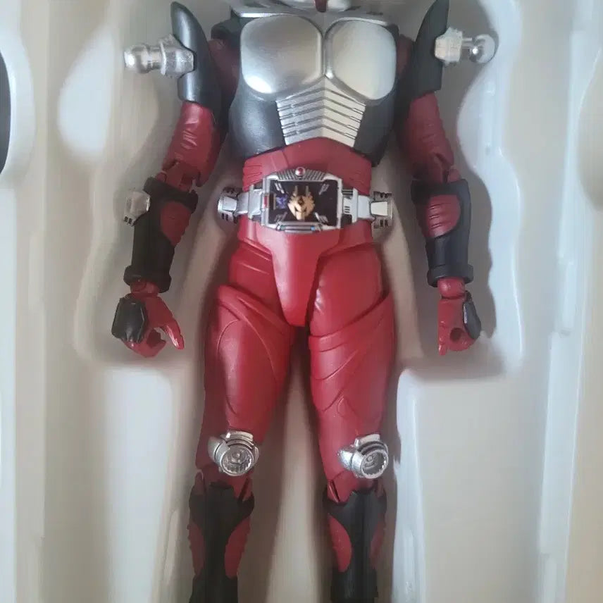 [BUNJANG] SHF Shinkocchou Seihou Ryuki Dragon Knight &amp; Dragvisor Action Figure (Opened) / shf 진골 류우키 + 드래그 실드 파츠 개봉